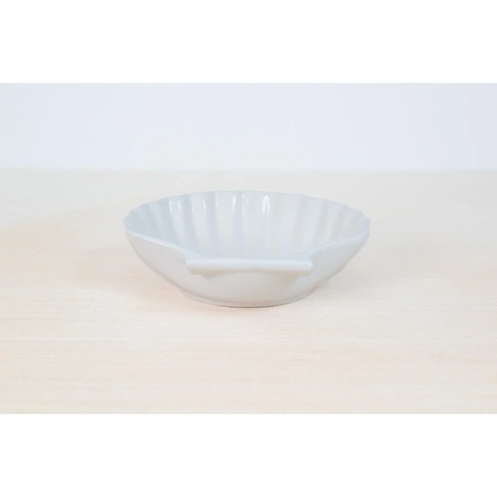 Vintage Ceramic Shell‎ Dish Made in Japan, Coastal Decor Catchall or Soap Holder